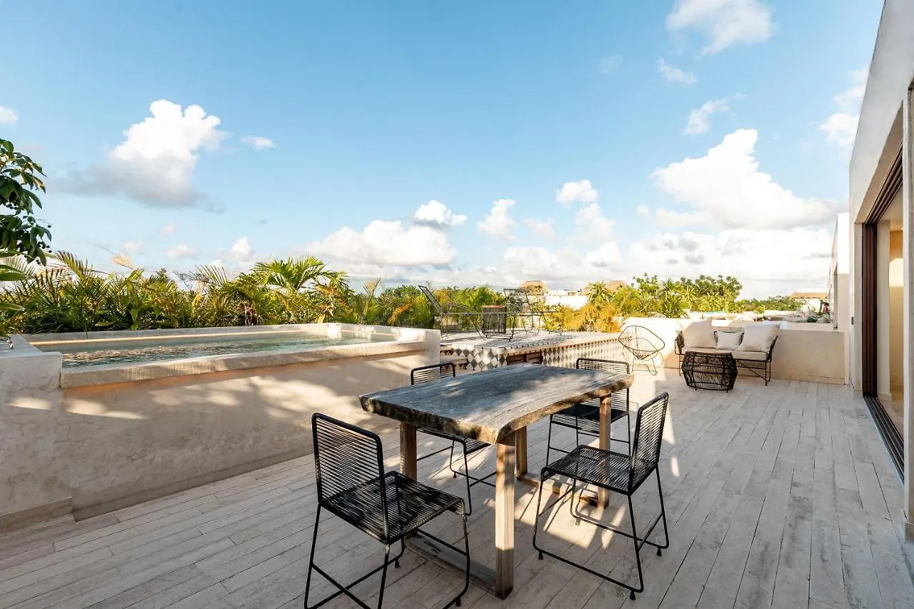 407 Stunning Penthouse Apartment For 2 Tulum