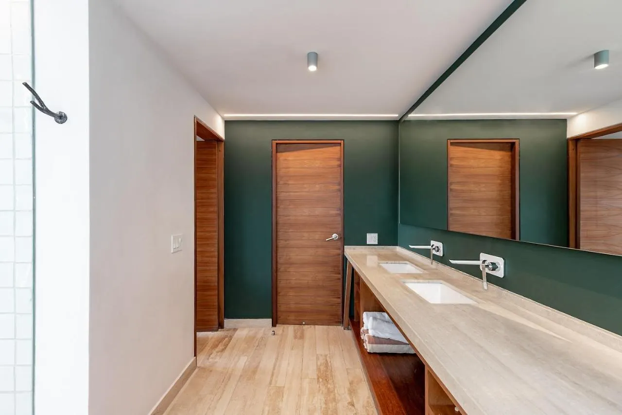 407 Stunning Penthouse Apartment For 2 Tulum